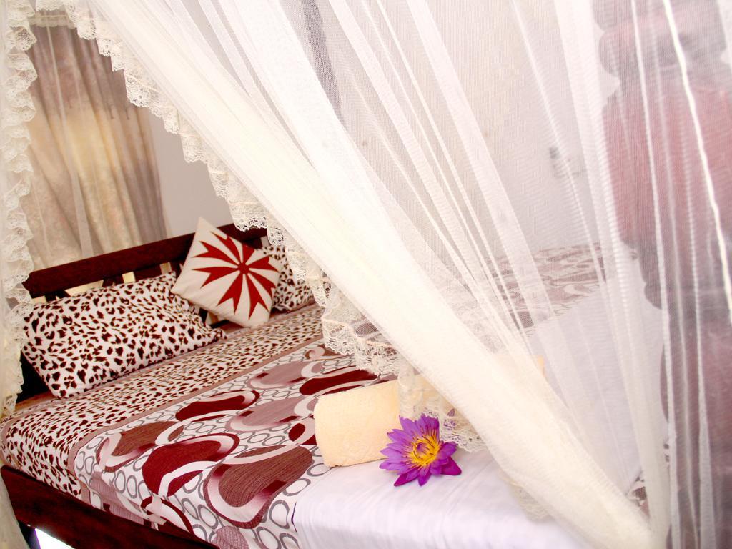 Sethun House Hotel Mirissa Ruang foto