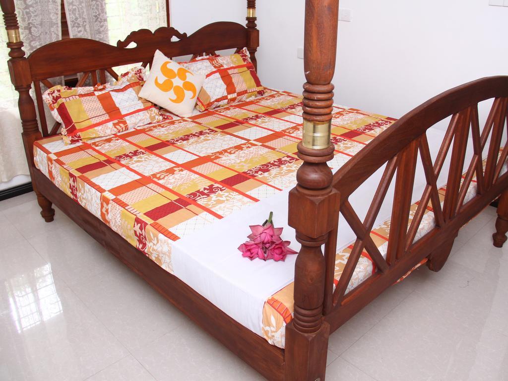 Sethun House Hotel Mirissa Ruang foto
