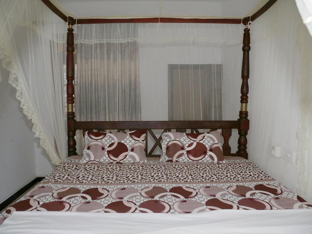 Sethun House Hotel Mirissa Ruang foto