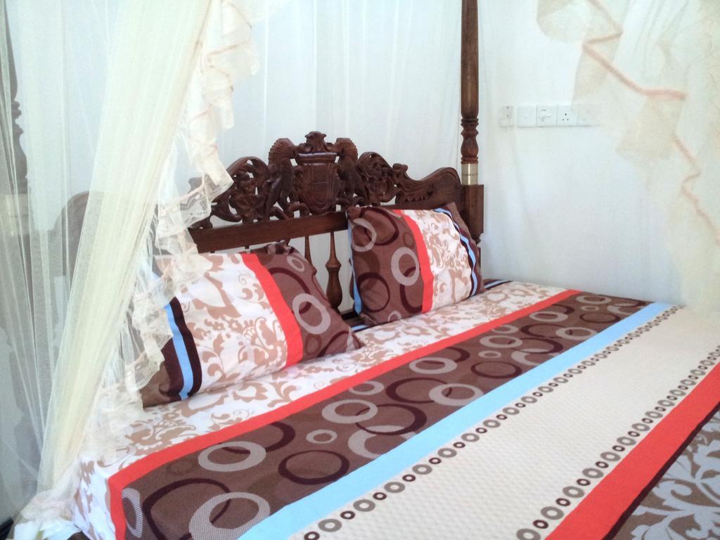 Sethun House Hotel Mirissa Bagian luar foto