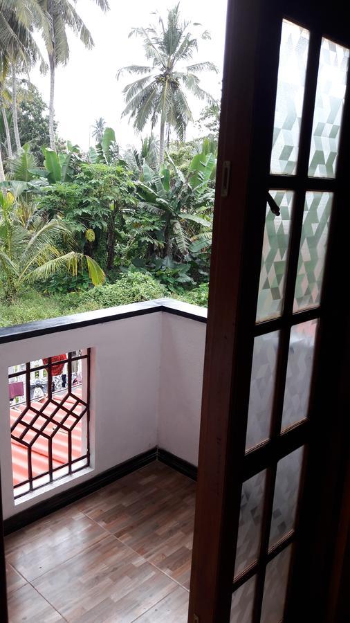 Sethun House Hotel Mirissa Bagian luar foto